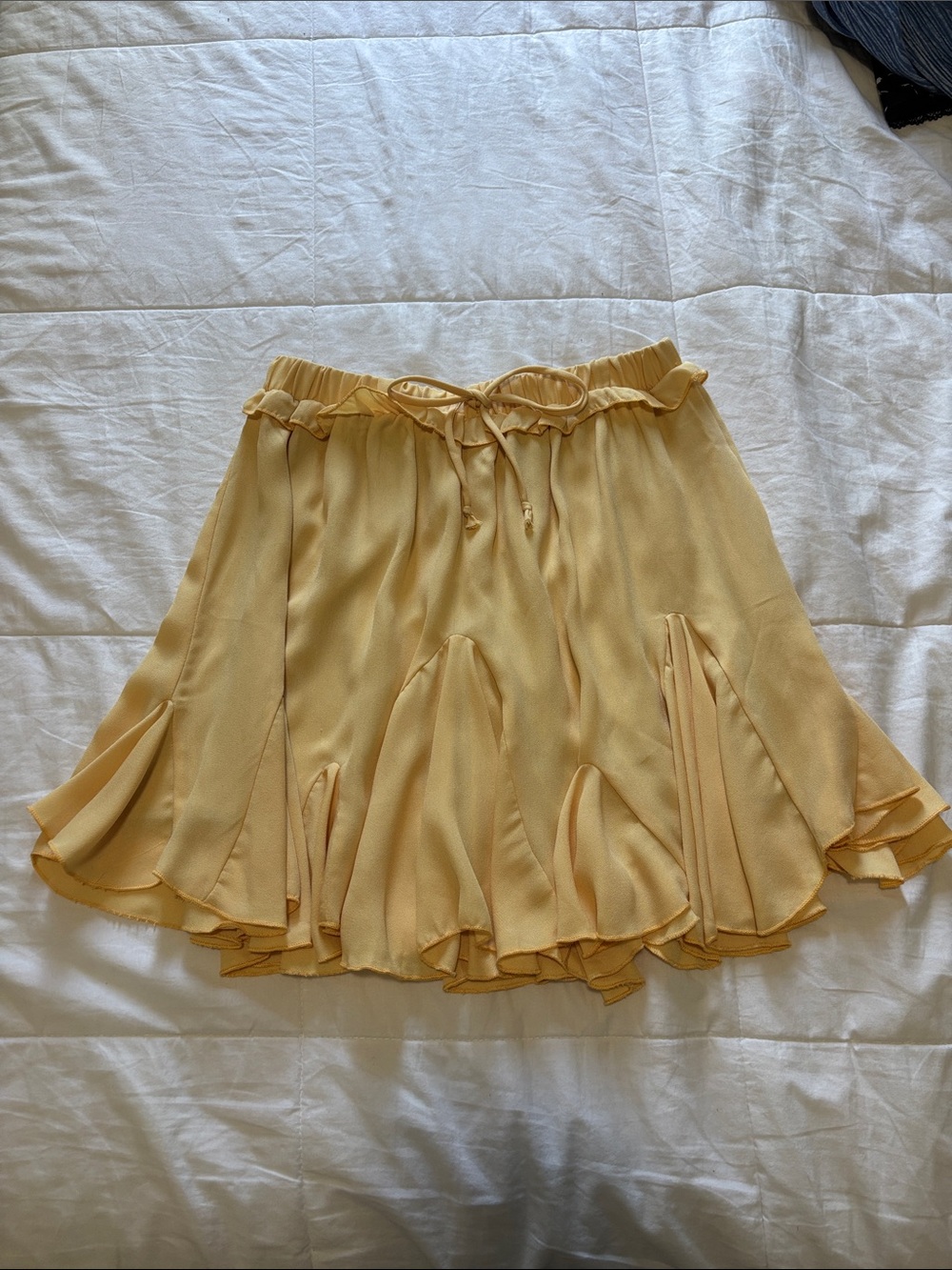 Flowy Light Yellow Ruffle Skater Skirt with Tie Waist